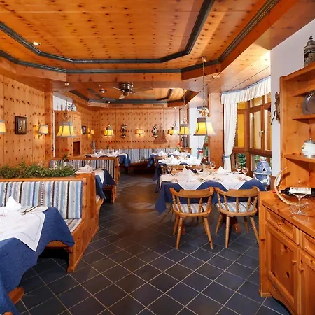 Kneipp- Und Wellvitalhotel Edelweiss 호텔 4*