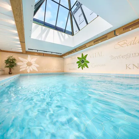 Kneipp- Und Wellvitalhotel Edelweiss ホテル